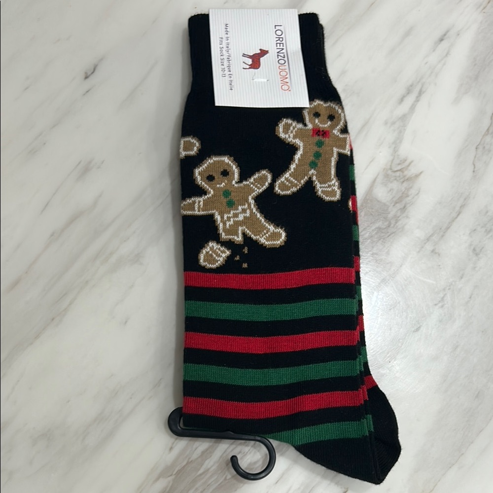 NWT Lorenzo Uomo Casual Black and Green Socks with Festive Design